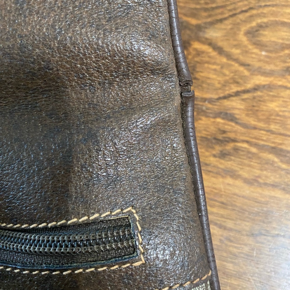 Gucci Vintage Accessory Collection Clutch - Picture 5 of 11